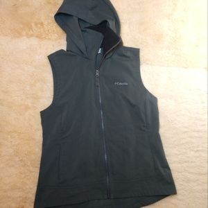Columbia Hooded Vest